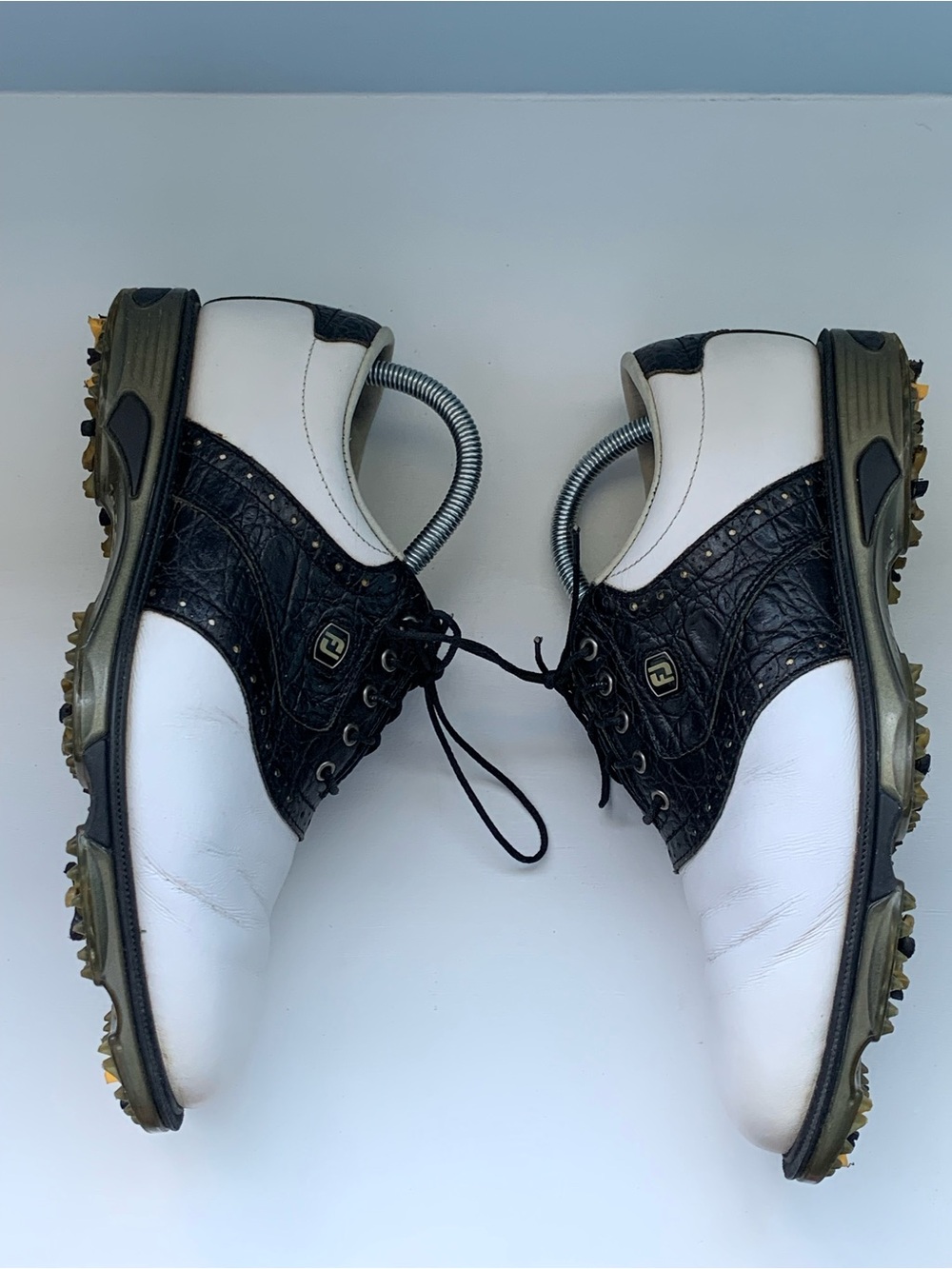FootJoy Dryjoy tour Men’s White & Black Golf Shoes